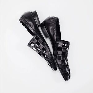 Chic Black Cutout Leather Flats